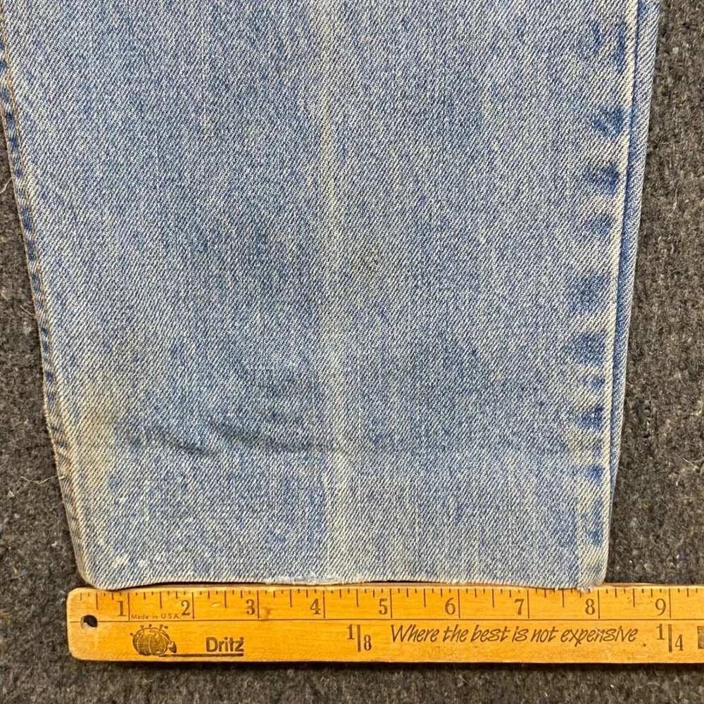 Levis levi 555